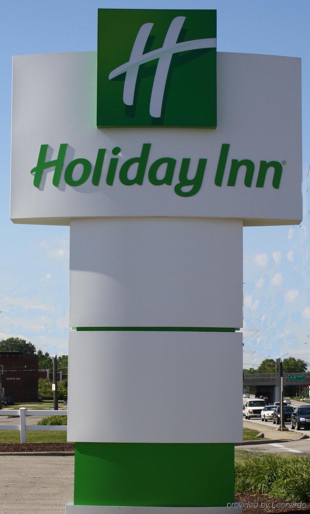 Four Points By Sheraton Cleveland Airport Exterior photo